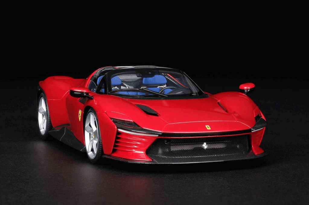 The Ferrari Daytona SP3 at 1:18 scale